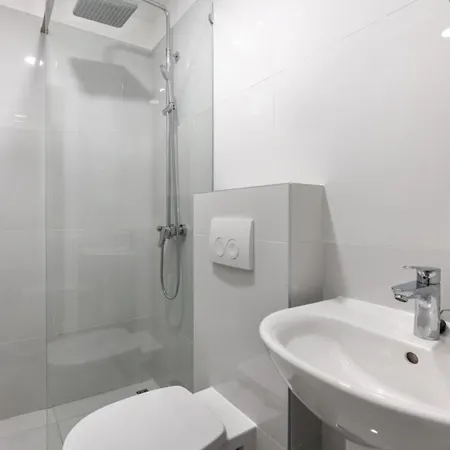 Luxury Fleur With Pool Drage