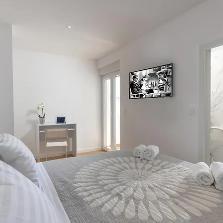 Luxury Fleur With Pool * Drage