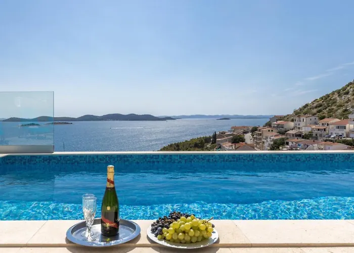 Villa Luxury Fleur With Pool