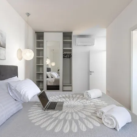 Villa Luxury Fleur With Pool *