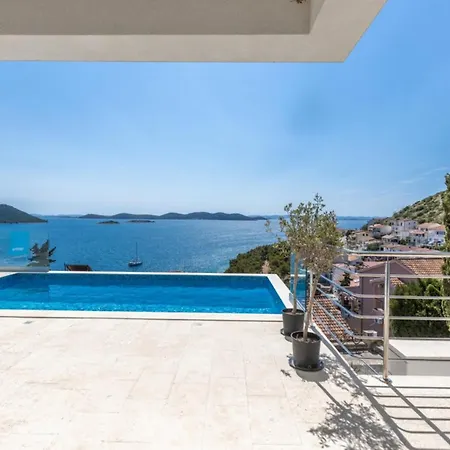 וילה Luxury Fleur With Pool *
