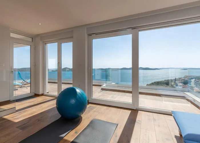 Luxury Fleur With Pool Вилла Драге