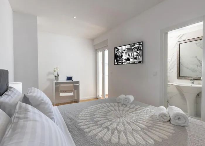 Luxury Fleur With Pool * Драге